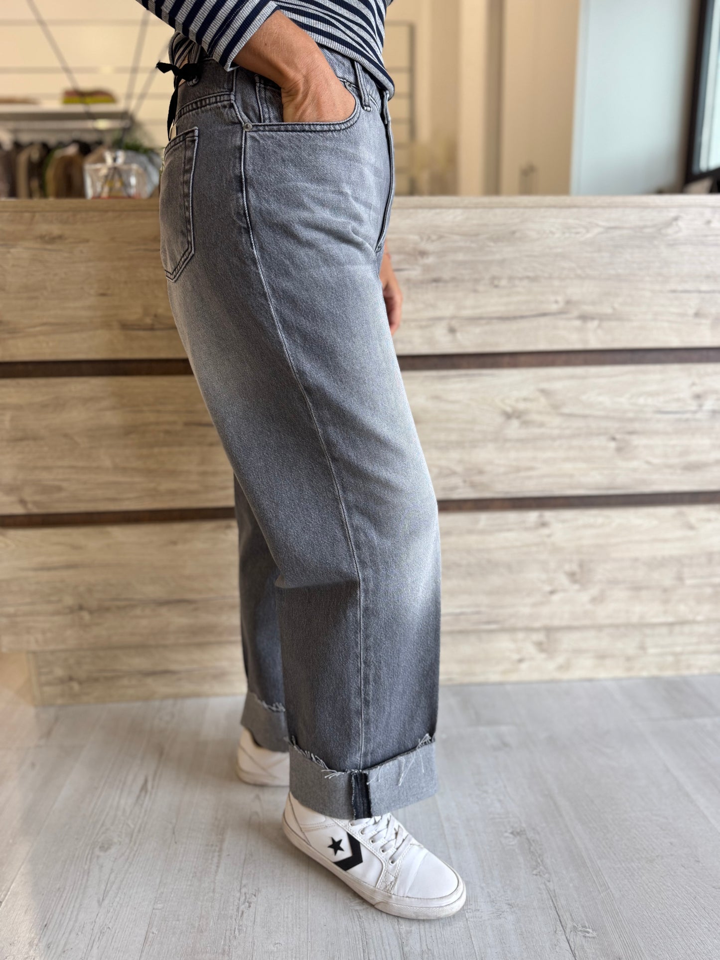 Jeans grigio con risvolto Le streghe art. LS213