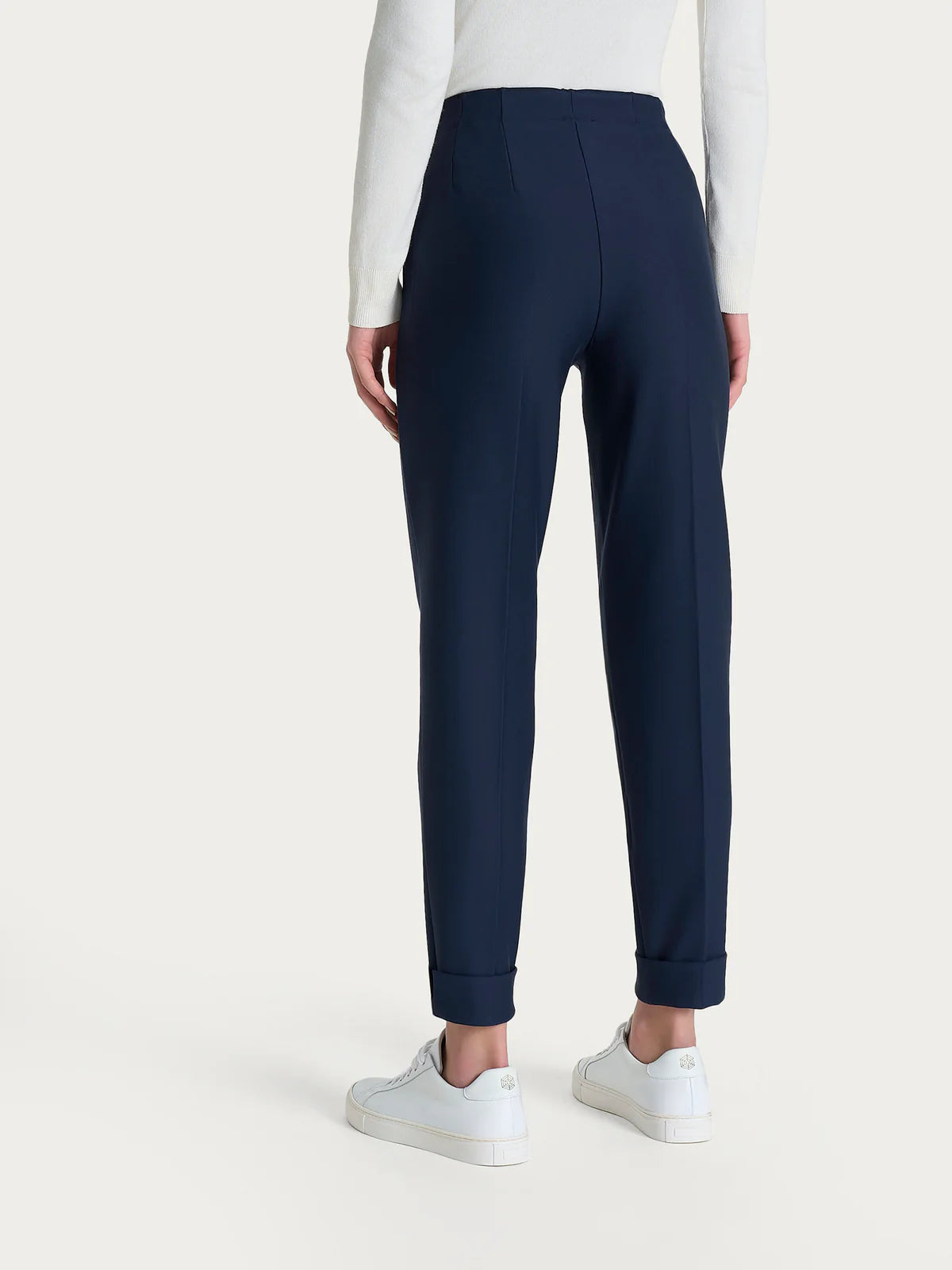 Pantalone Ragno a carota con tasche in tessuto Compact art. DO32PS