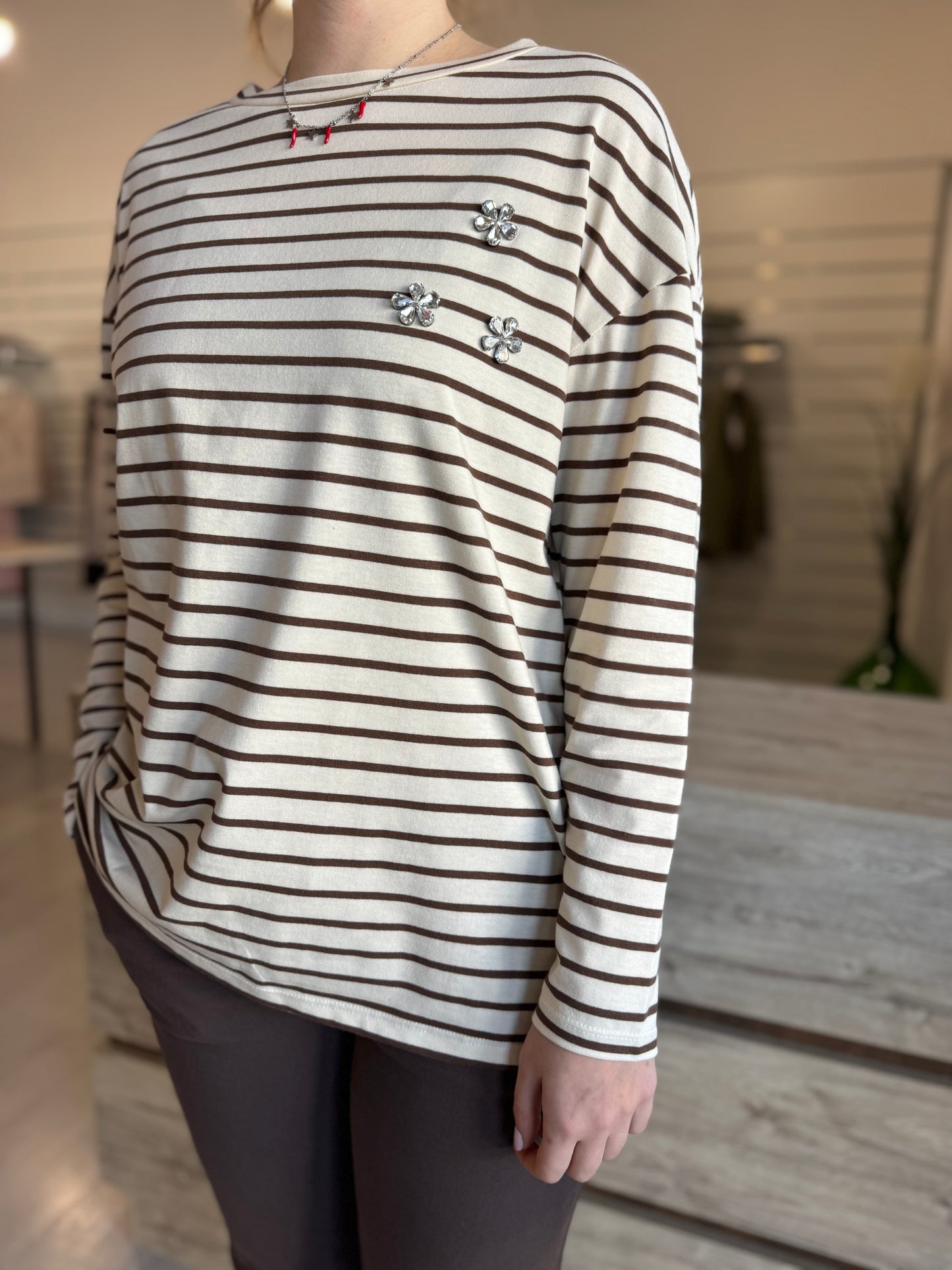 Maglia manica lunga riga con accessorio