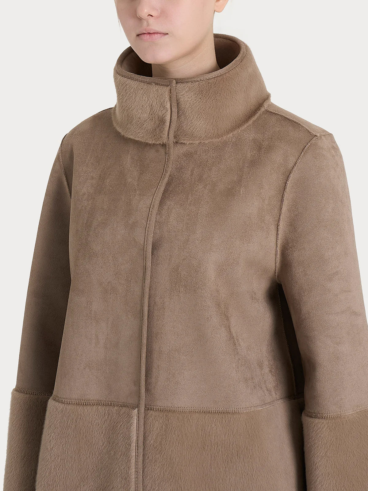 Giacca Ragno lunga con collo alto double-face in Vegan Shearling art. DQ48KF