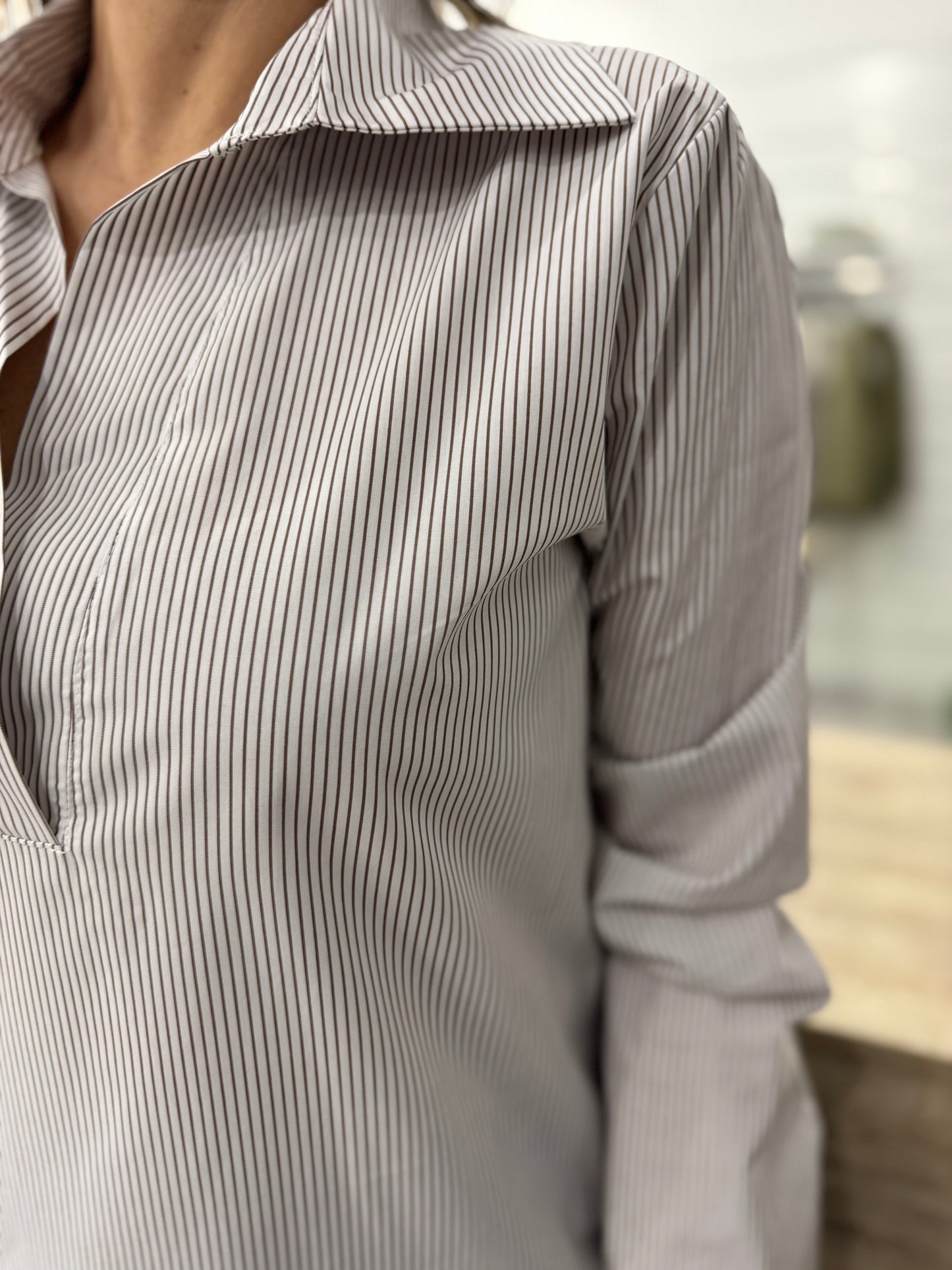 Camicia bacchettata scollo V