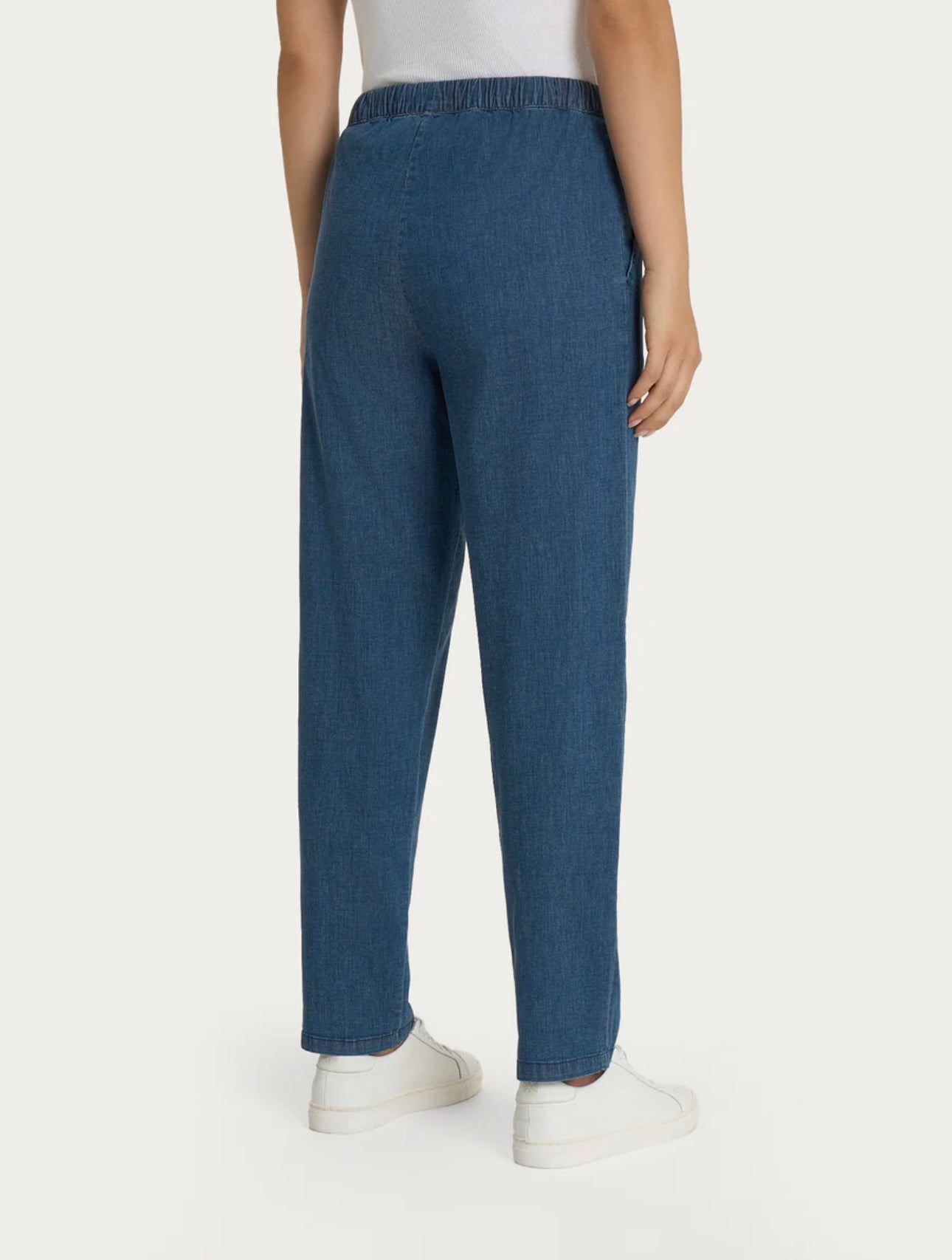 Jeans Ragno jogger con tasche in Super Light Denim