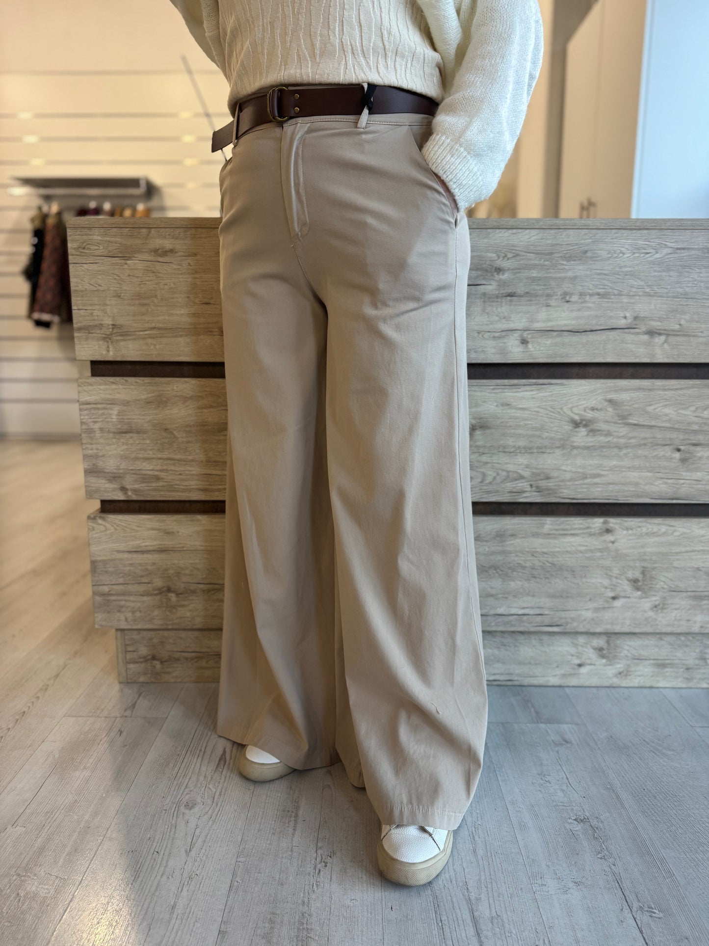 Pantaloni palazzo art. DD201