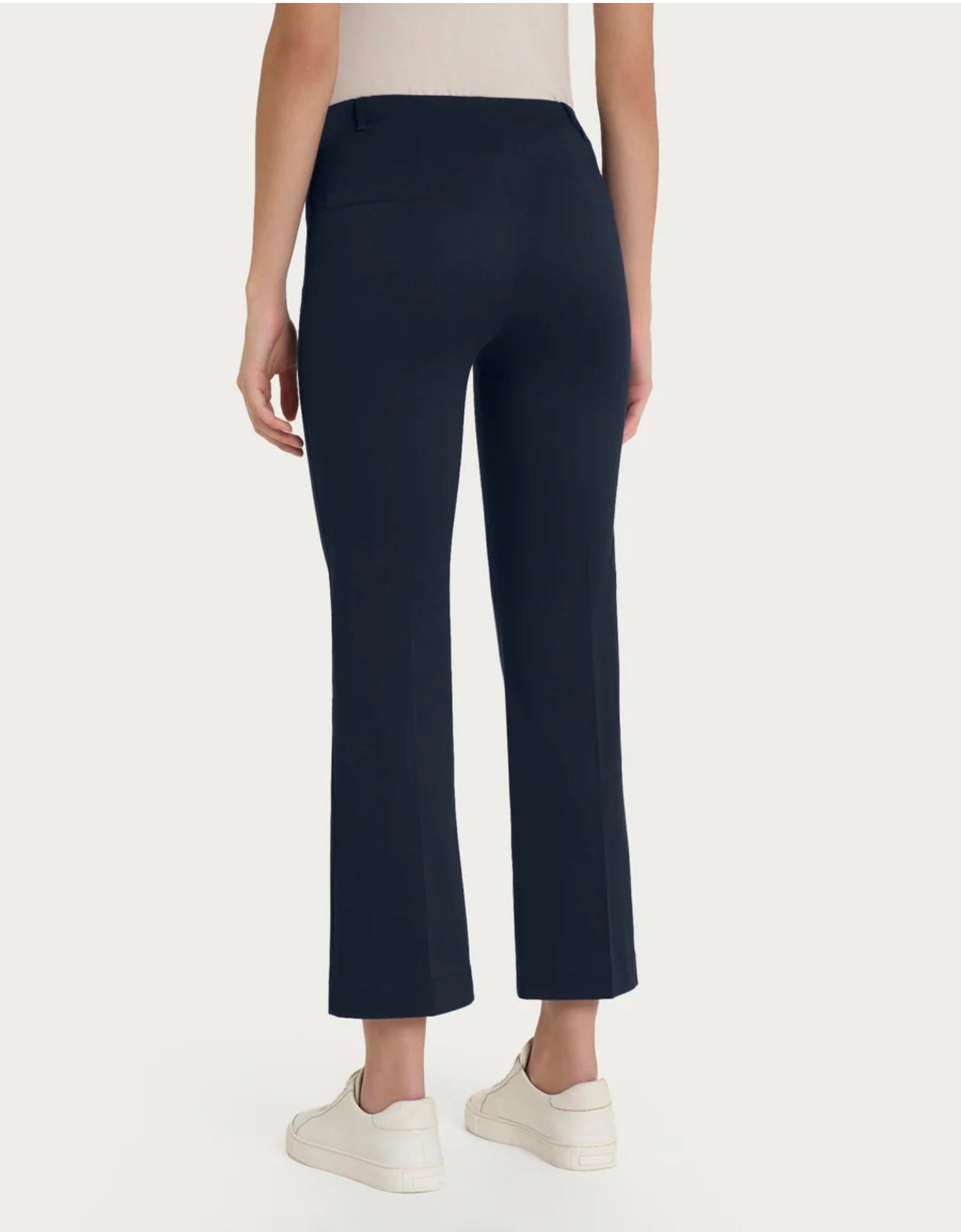 Pantalone mod. flare alla caviglia