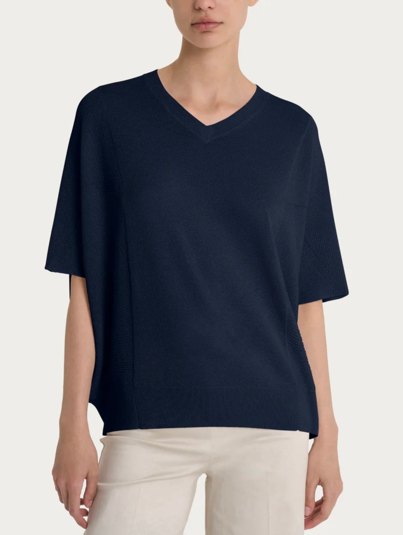 Maglia Ragno con scollo a V in Crêpe Lurex