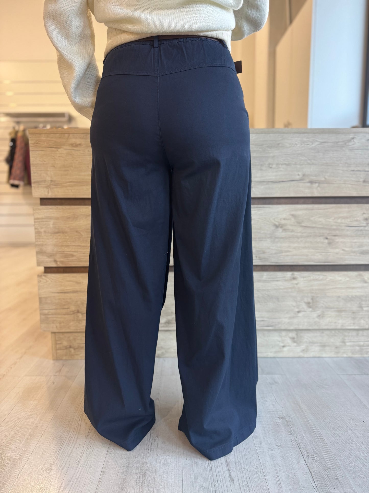 Pantaloni palazzo art. DD201