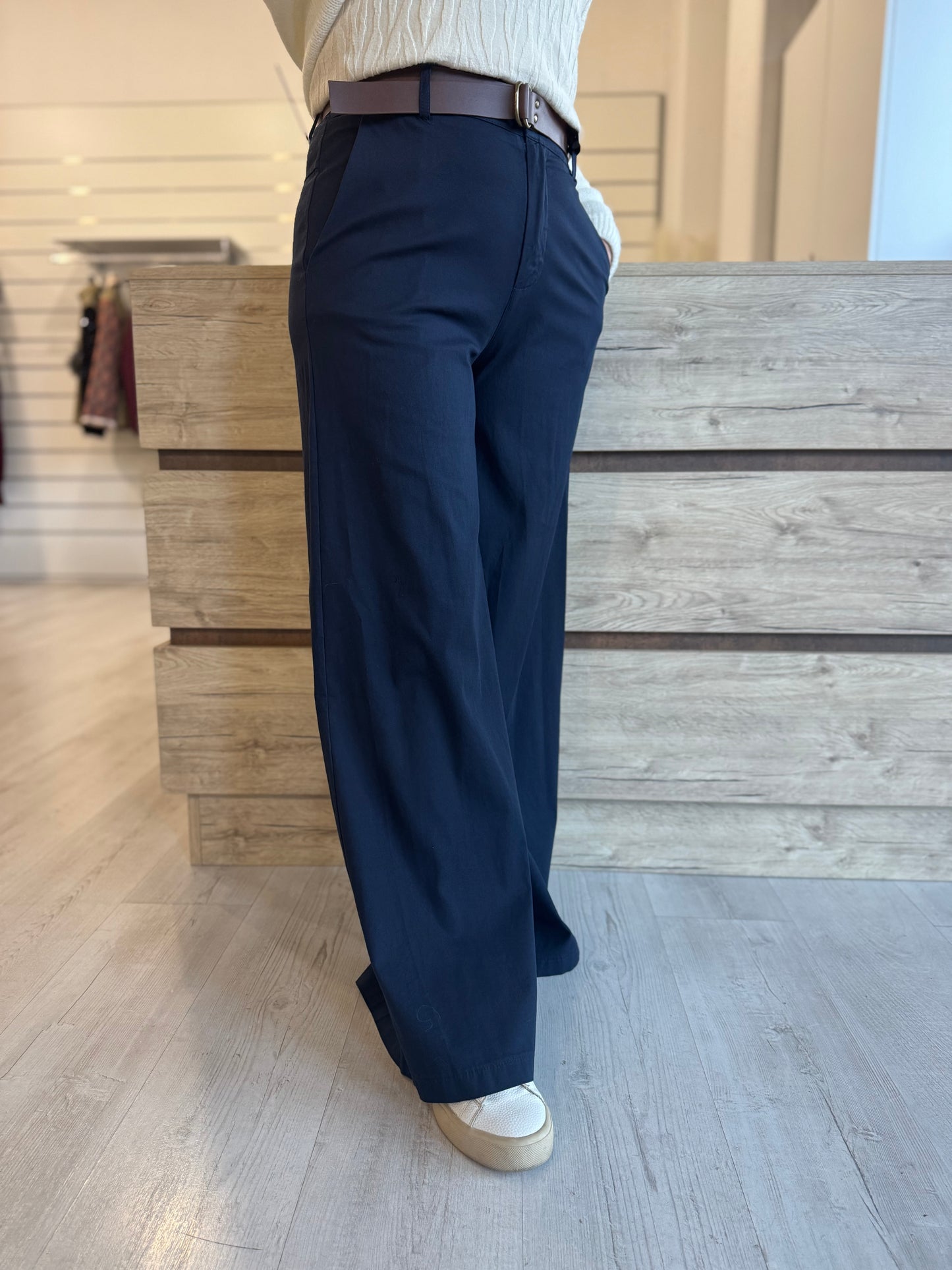 Pantaloni palazzo art. DD201