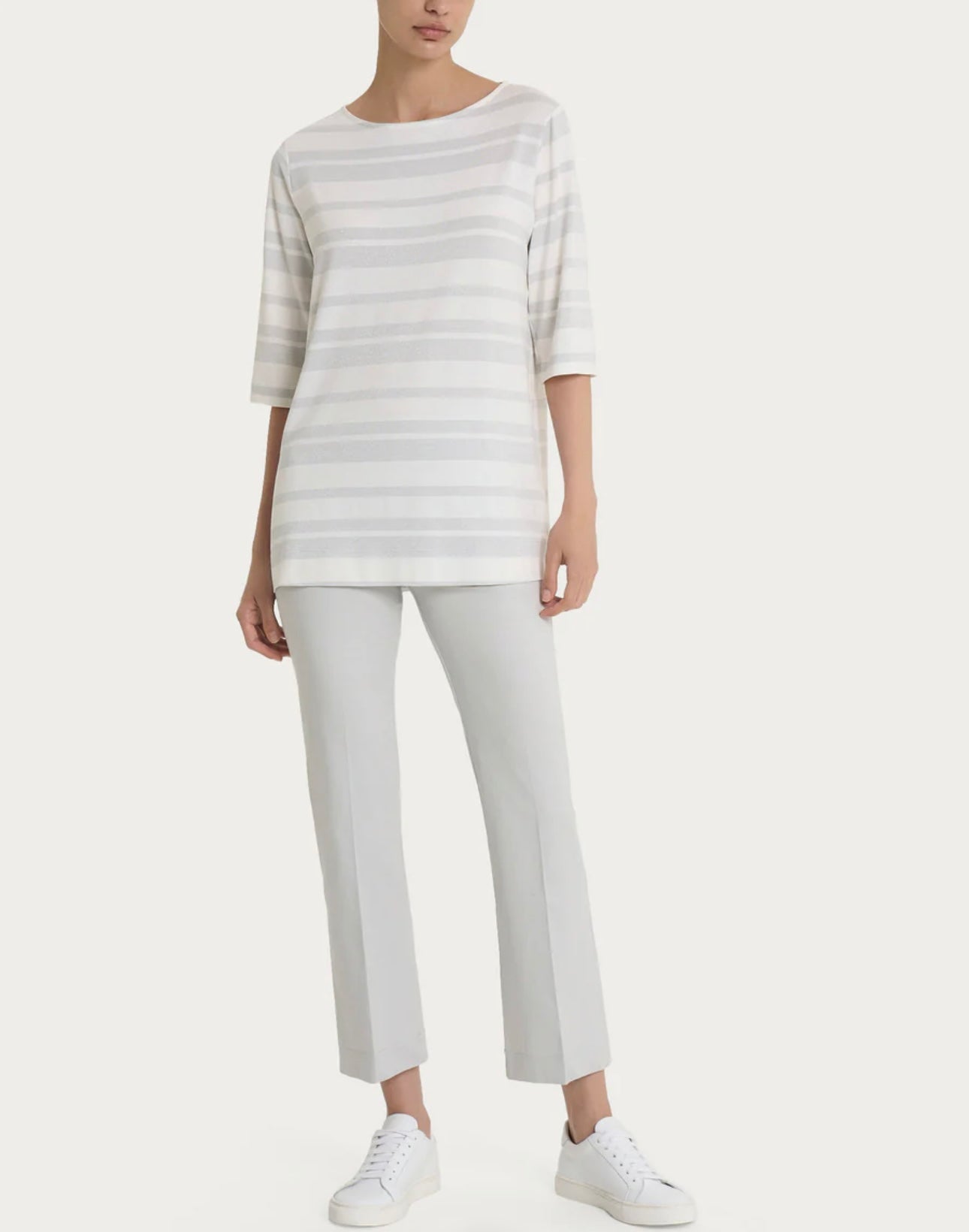 Pantalone mod. flare alla caviglia